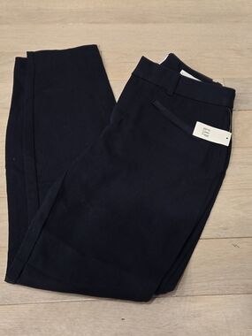 GAP Women's Skinny Pants in Navy ✨️ Make An Offer ✨️
